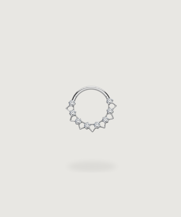 Piercing Titane Alaia argenté avec zircons, pour un éclat quotidien