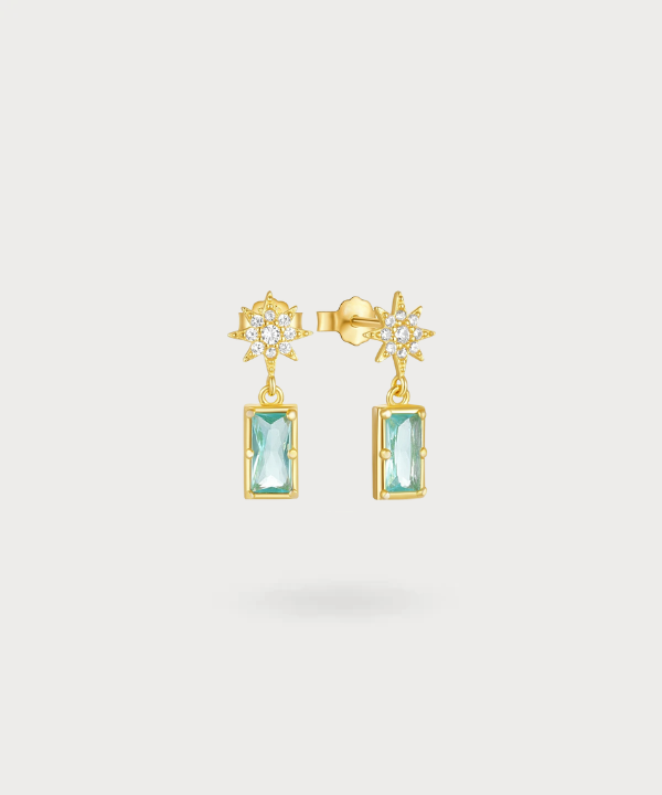 Boucles d'oreilles longues Anatola avec zircons, invitant au voyage entre soleil et mer