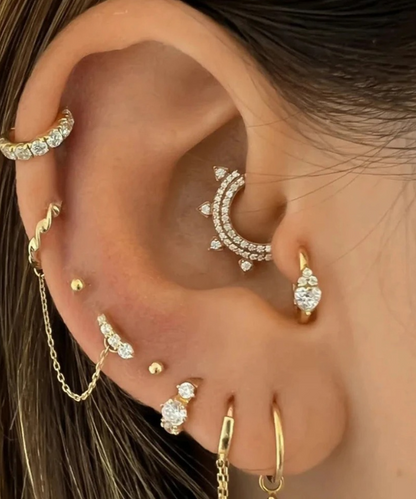 Subtilité et brillance : le piercing snug Alaia éclaire chaque moment