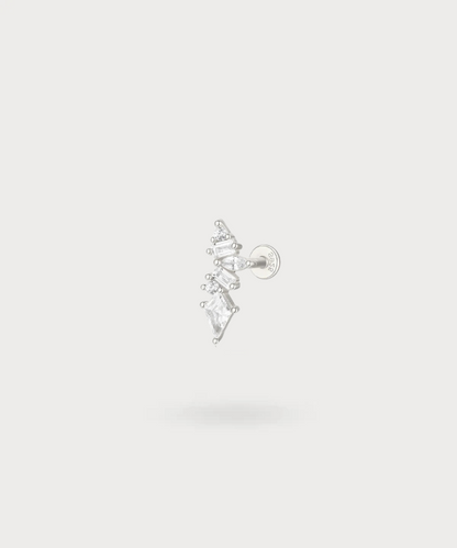 Élégance et brillance avec le piercing Haize, un arrangement unique de zircons