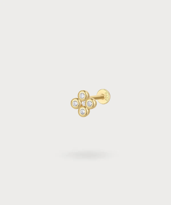 Piercing Elorri avec quatre zircons, chic minimaliste pour le lobe