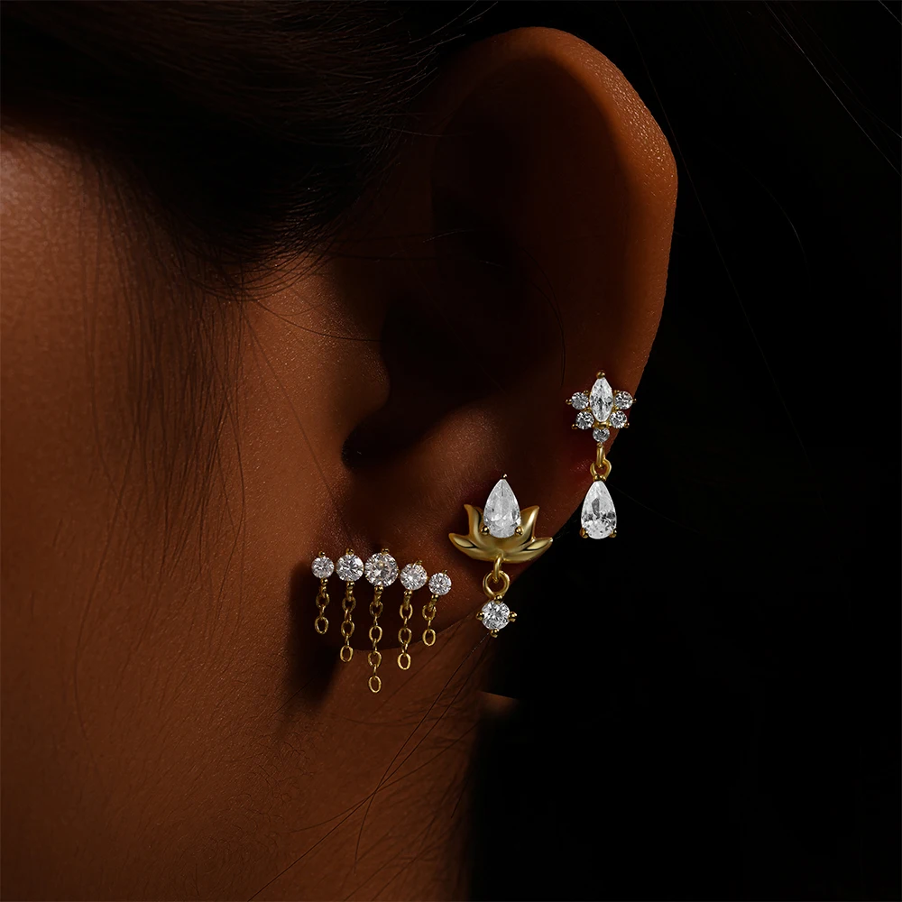 Piercing Nayra, sophistication discrète avec zircon en goutte pour le flat