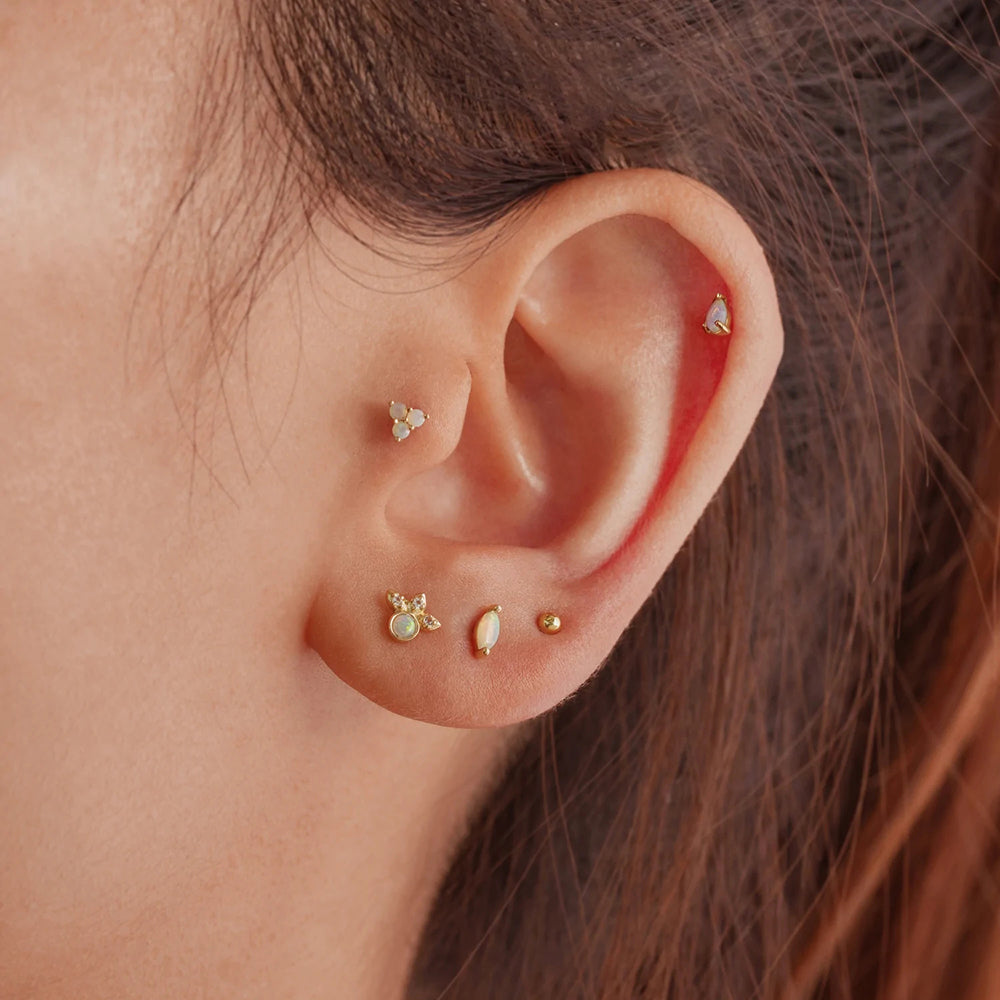 Boucle d'Oreille Flat Piercing Matiana, un Choix Classique Chic