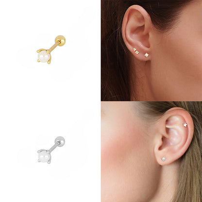 Piercing Oreille élégant présenté sur femme