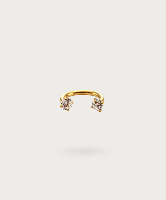 Piercing conch en Titane avec Boules Yakira et Zircons