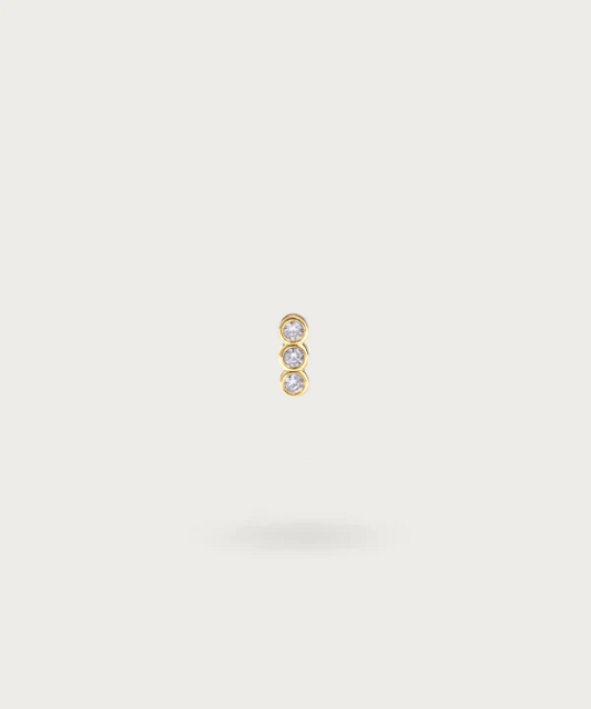 piercing flat con piedras chapado en oro