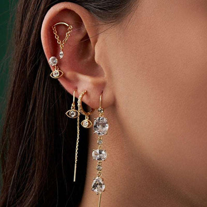 Le Piercing Pendentif Oreille, une expression de style unique et moderne.